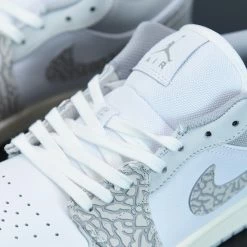 Fit Sporting Goods Air Jordan 1 Low PRM “Elephant” White/Neutral Grey-Sail-Smoke Grey For Sale -Fit Sporting Goods Sales Store Air Jordan 1 Low PRM Elephant Print White Neutral Grey Sail Smoke Grey For Sale 5