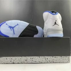 Fit Sporting Goods Air Jordan 5 Retro White/Stealth-Black-Hyper Royal DD0587-140 24 Fit Sporting Goods Air Jordan 5 Retro White/Stealth-Black-Hyper Royal DD0587-140 -Fit Sporting Goods Sales Store Air Jordan 5 Retro White Stealth Black Hyper Royal For Sale 6