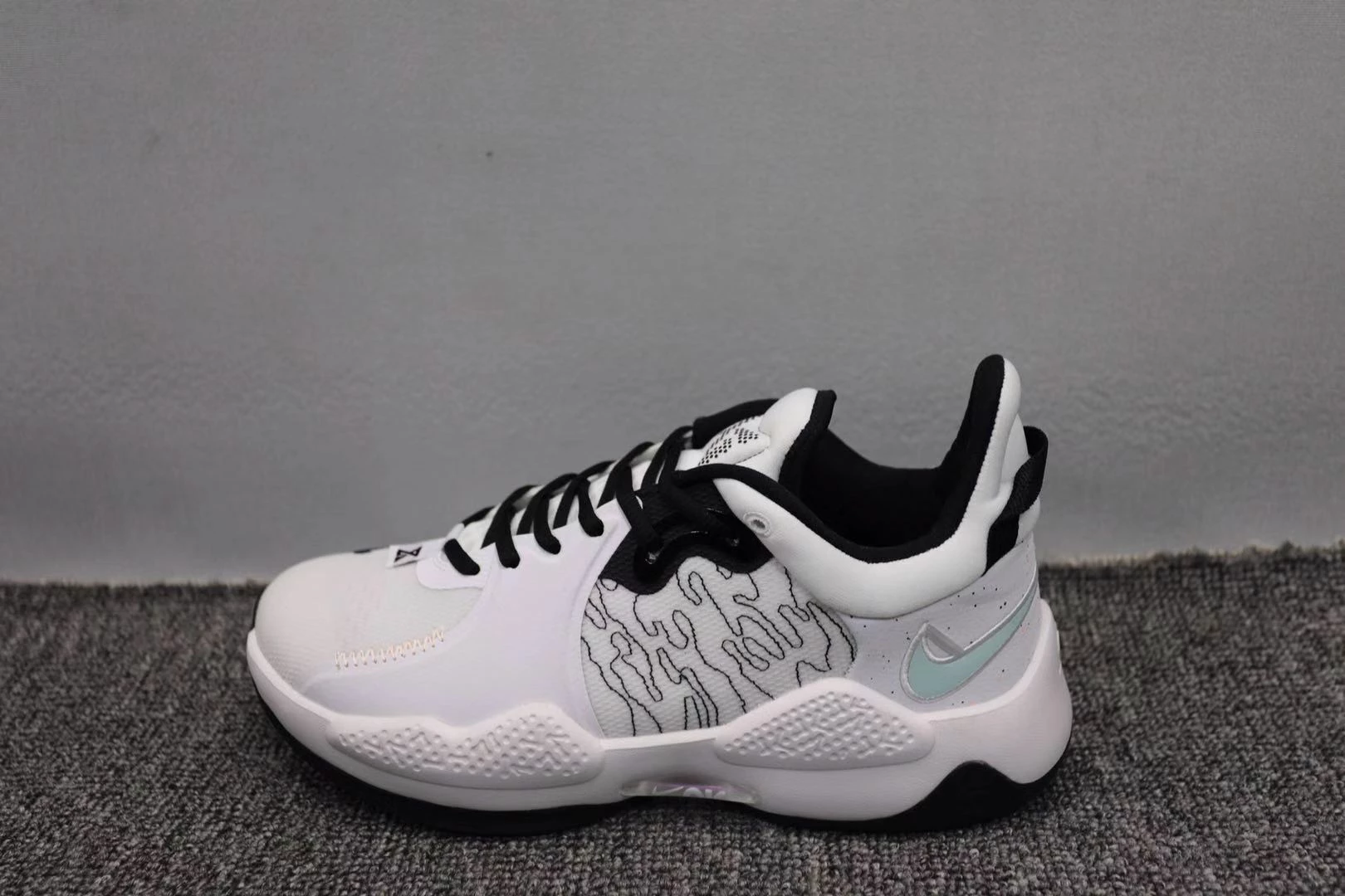 Fit Sporting Goods Nike PG 5 White/Multicolor/Glacier Blue CW3143-100 For Sale 3 Fit Sporting Goods Nike PG 5 White/Multicolor/Glacier Blue CW3143-100 For Sale - Image 2