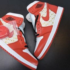 Fit Sporting Goods Supreme X Air Jordan 1 High Stars Varsity Red 13 Fit Sporting Goods Supreme X Air Jordan 1 High Stars Varsity Red -Fit Sporting Goods Sales Store Supreme x Air Jordan 1 High Stars Varsity Red 3