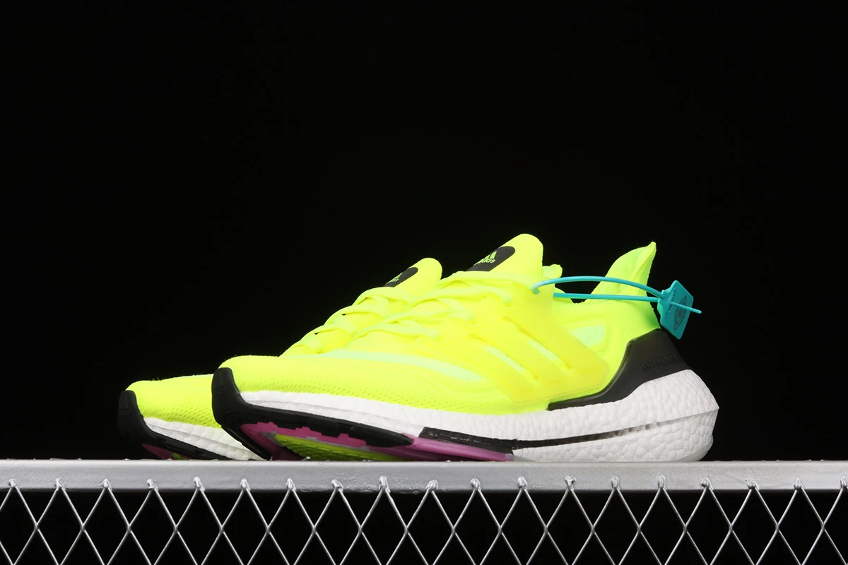 Fit Sporting Goods Adidas Ultra Boost 2021 Solar Yellow/White-Screaming Pink FY0373 6 Fit Sporting Goods Adidas Ultra Boost 2021 Solar Yellow/White-Screaming Pink FY0373 - Image 4
